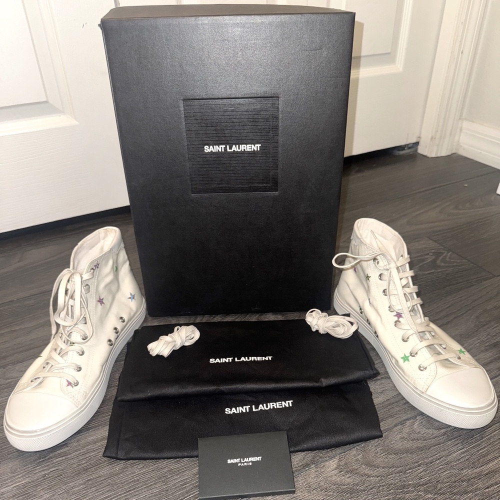 NEW IN BOX Saint Laurent White High-Top Canvas Sneakers - Multicolor Star Print